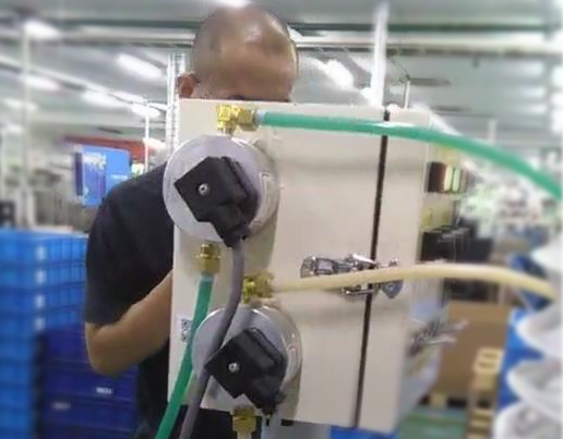 AB膠水微小流量計應用